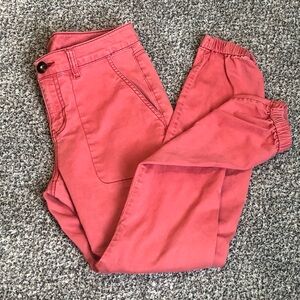 CAbi Hutton Jogger Trousers - Nantucket Red - Coral Red